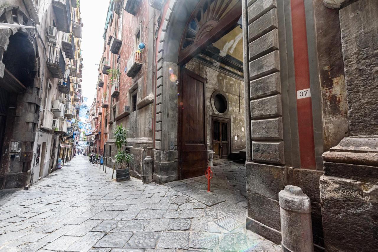 Via Atri 37 Apartment Naples Exterior photo
