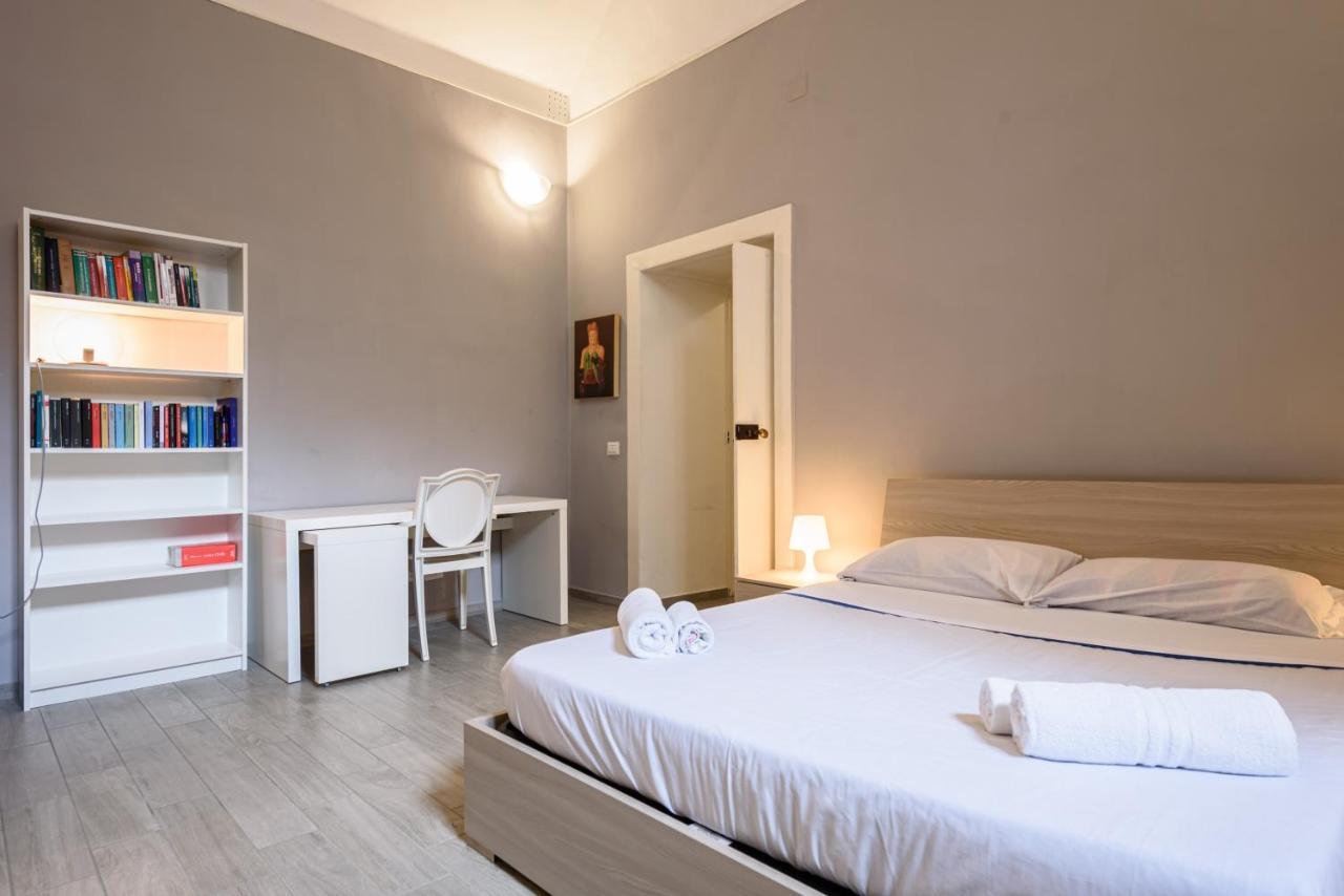 Via Atri 37 Apartment Naples Exterior photo