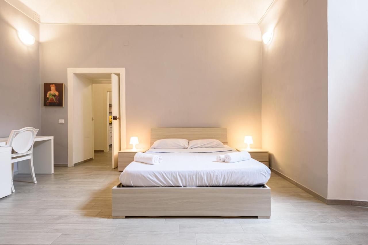 Via Atri 37 Apartment Naples Exterior photo
